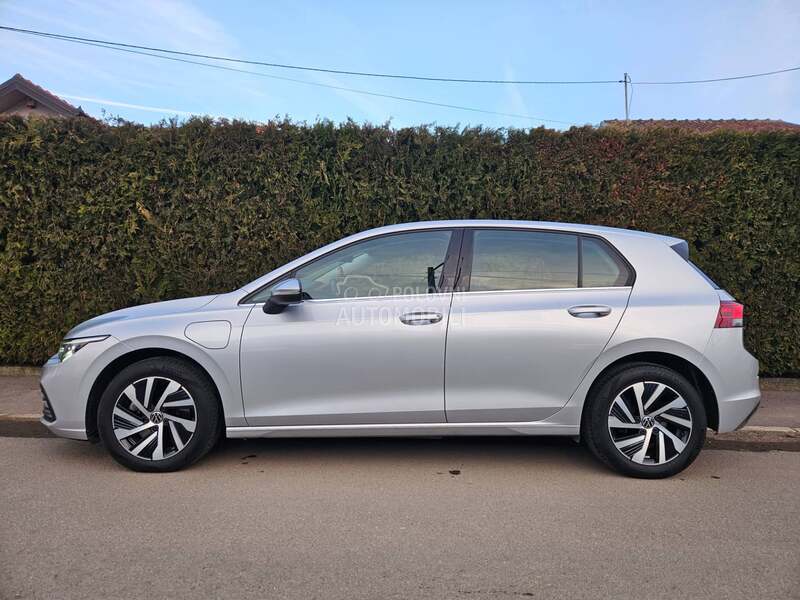 Volkswagen Golf 8 eHybrid STYLE