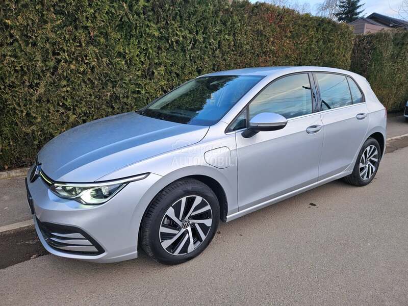Volkswagen Golf 8 eHybrid STYLE