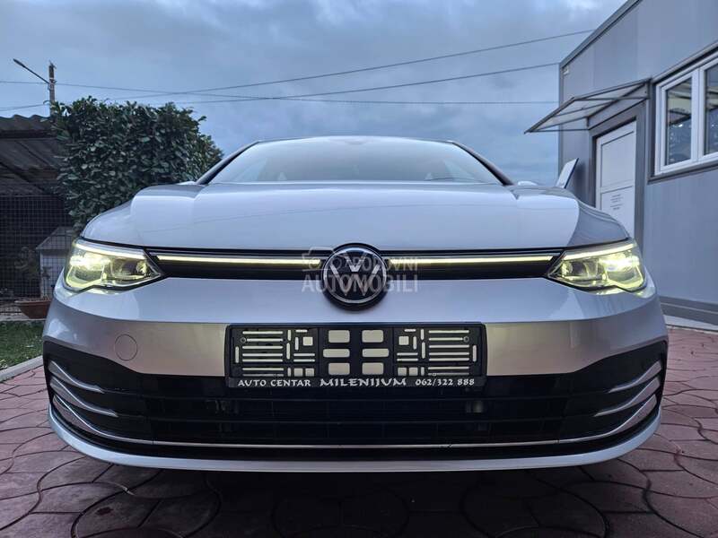 Volkswagen Golf 8 eHybrid STYLE