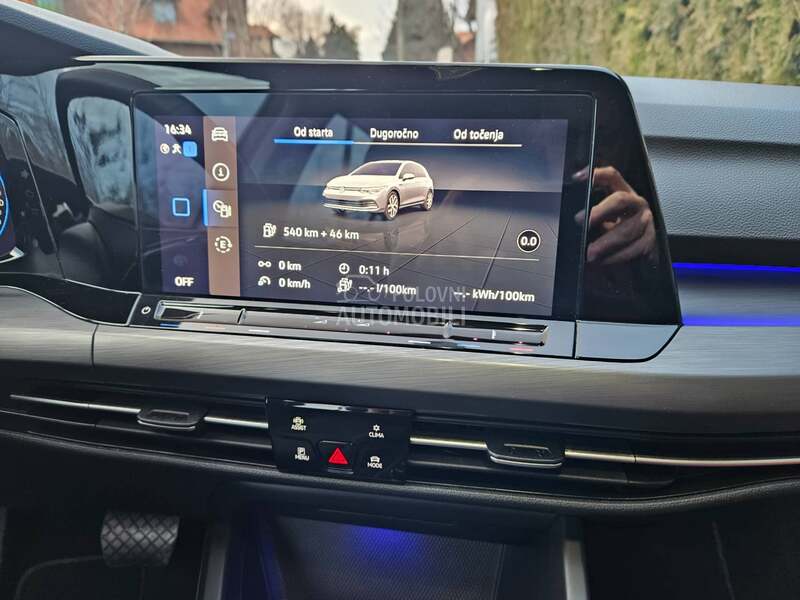 Volkswagen Golf 8 eHybrid STYLE