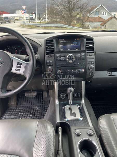 Nissan Pathfinder 