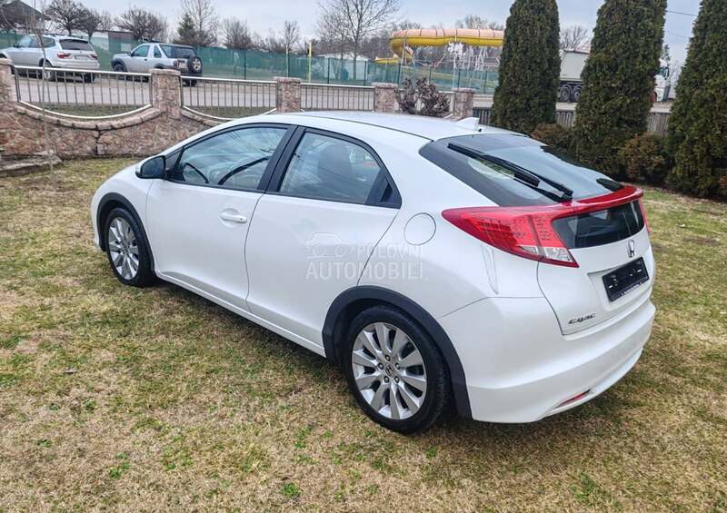 Honda Civic 1.6 dtec  .CH.