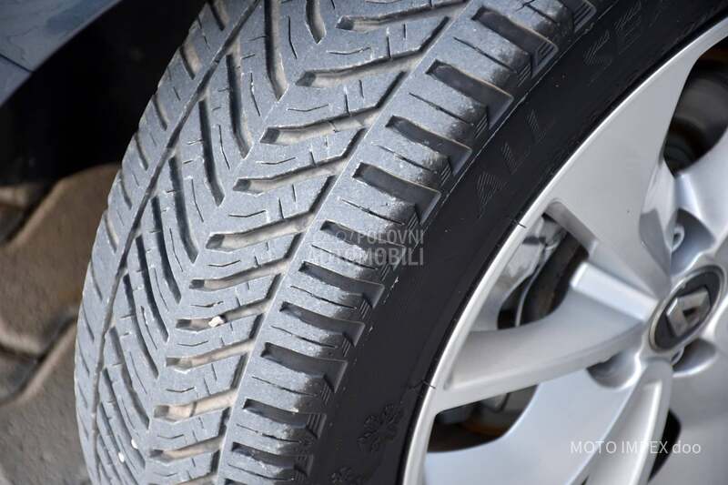 Renault Clio 1.2 / LIMITED