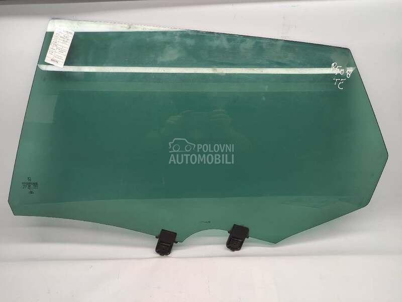 Auto staklo (šoferšajbna)