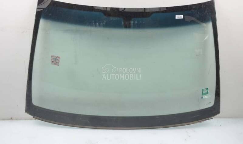 Auto staklo (šoferšajbna)