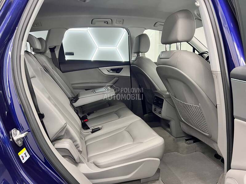 Audi Q7 HIBRID