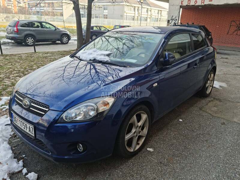 Kia pro_cee`d 2.0 CRDI