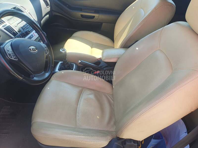 Kia pro_cee`d 2.0 CRDI