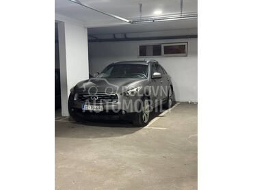 Infiniti FX30 s