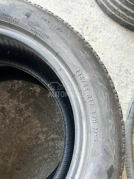 Pirelli 225/55 R17 Zimska