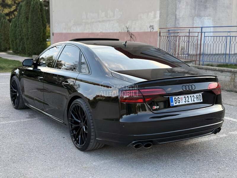 Audi S8 Plus ceramic carbon