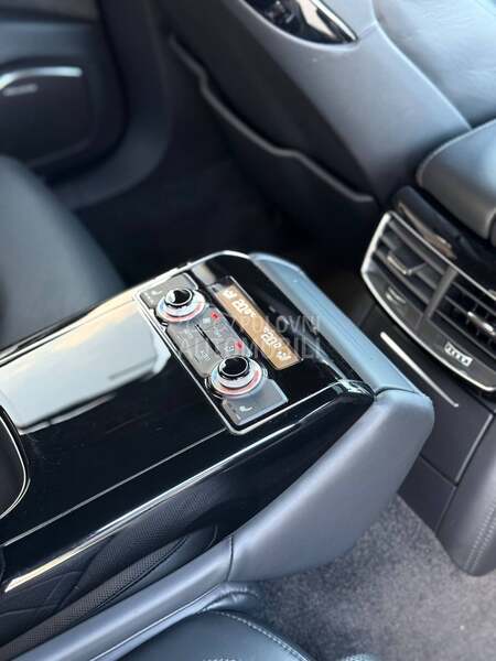 Audi S8 Plus ceramic carbon
