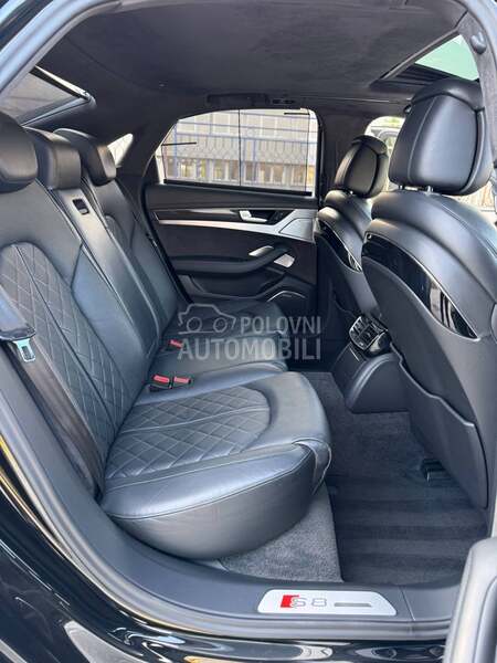 Audi S8 Plus ceramic carbon