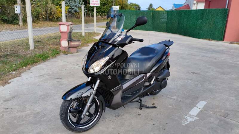 Yamaha Xmax 250