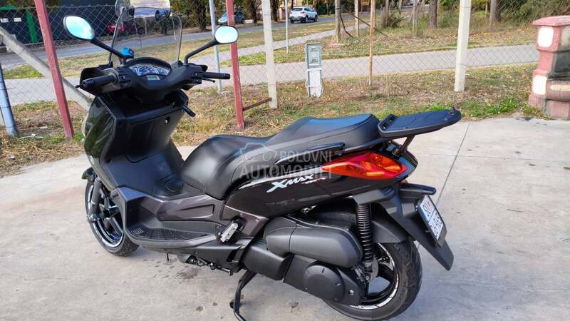 Yamaha Xmax 250