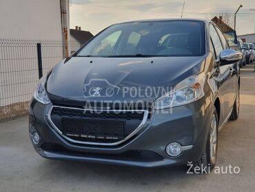 Peugeot 208 1.2i  CH