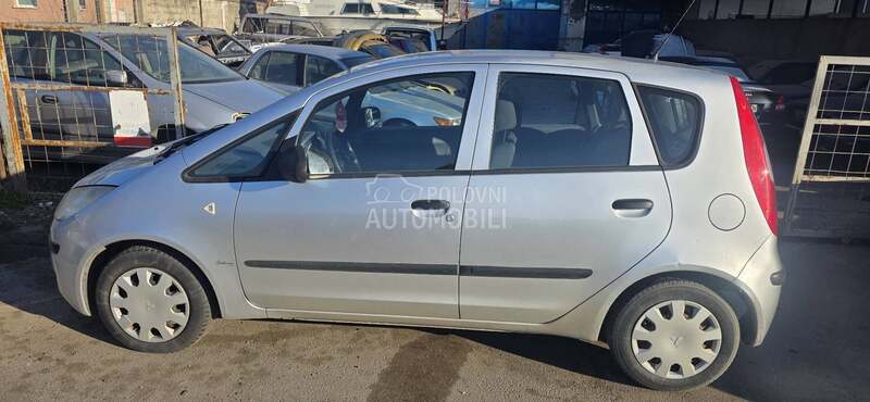 Mitsubishi Colt 