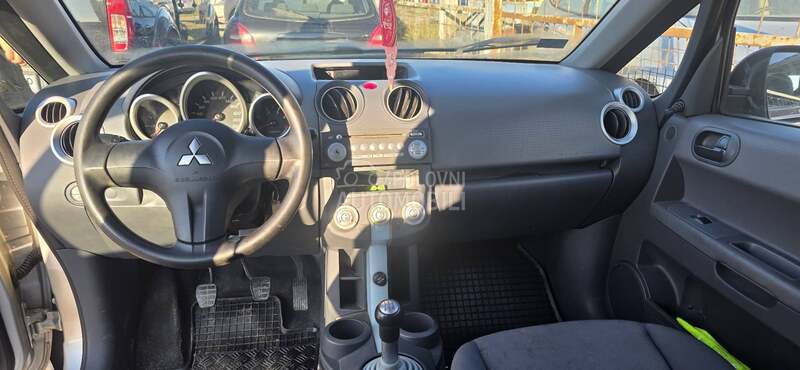 Mitsubishi Colt 