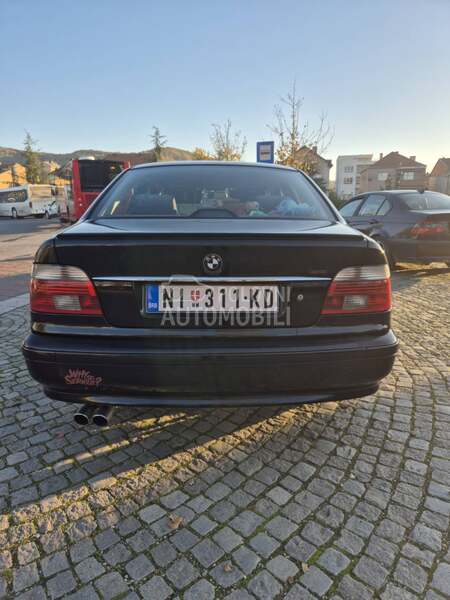 BMW 520 