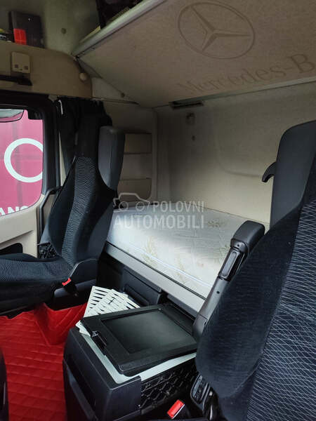 Schwarzmuller SPA3/E MEGA komplet opis