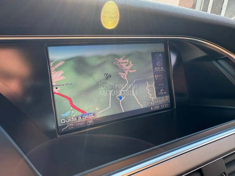 Audi A4 2.0tdi-aut.n.avi/led