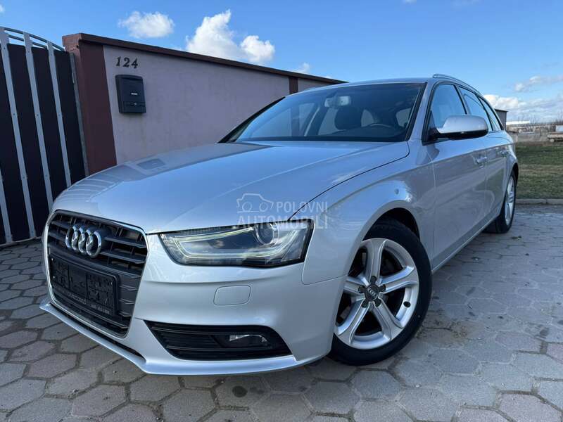 Audi A4 2.0tdi-aut.n.avi/led