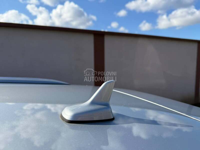 Audi A4 2.0tdi-aut.n.avi/led