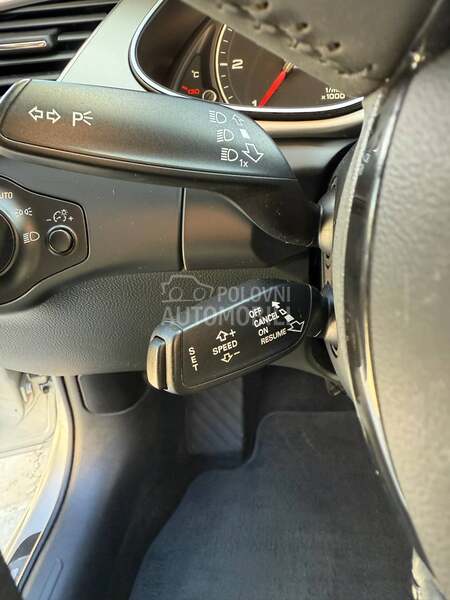 Audi A4 2.0tdi-aut.n.avi/led