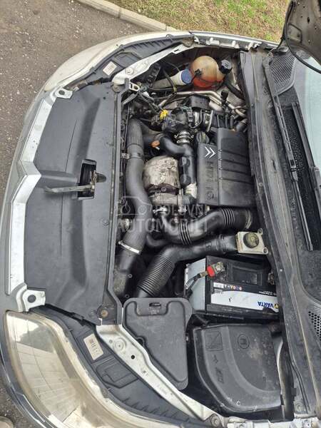 Delovi za Citroen C4 2004. god.