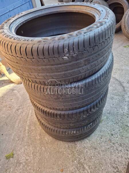 Continental 235/55 R19 Letnja