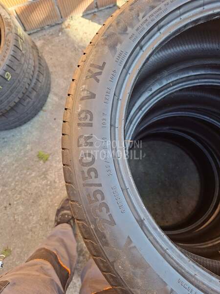 Continental 235/55 R19 Letnja