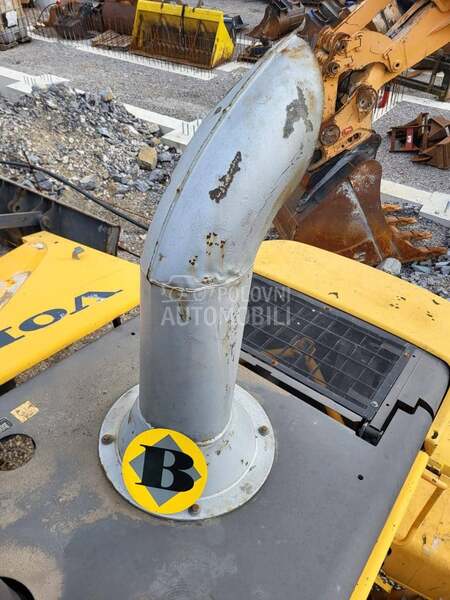 Izduvna cev za Volvo utovarivače