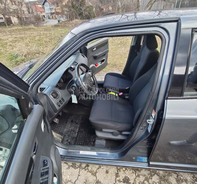 Suzuki Swift 1.3
