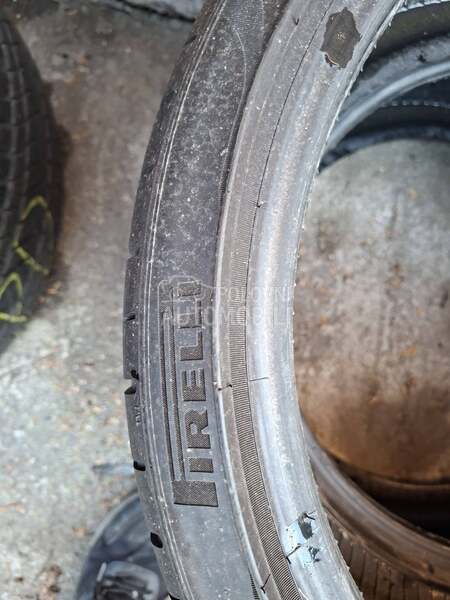 Pirelli 235/35 R19 Letnja