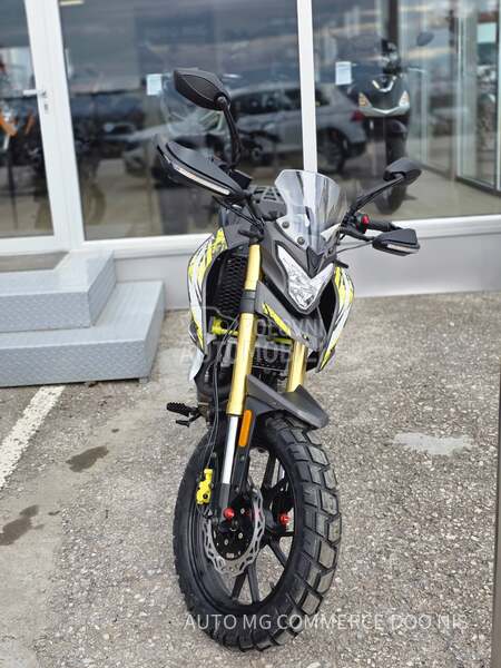 Peda TEK 250 EFI ABS DOSTUPNI