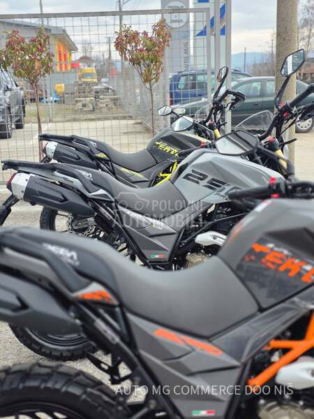 Peda TEK 250 EFI ABS DOSTUPNI