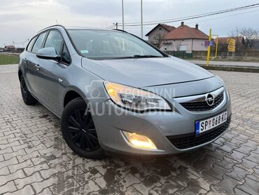 Opel Astra J 1.7 CDTi