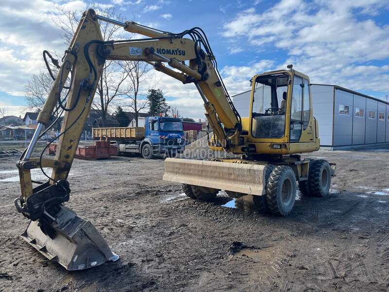 Komatsu Pw 110 4x4