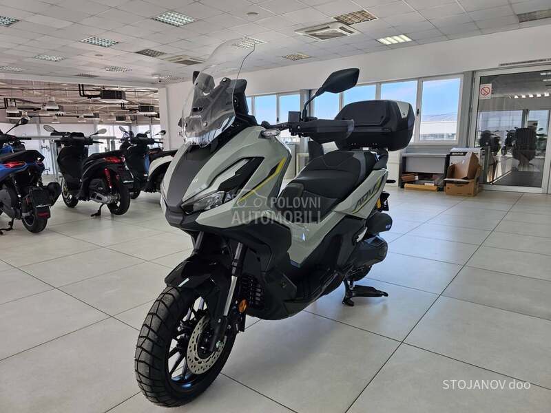 Honda ADV 350