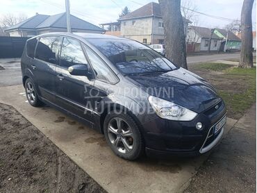 Ford S-Max 