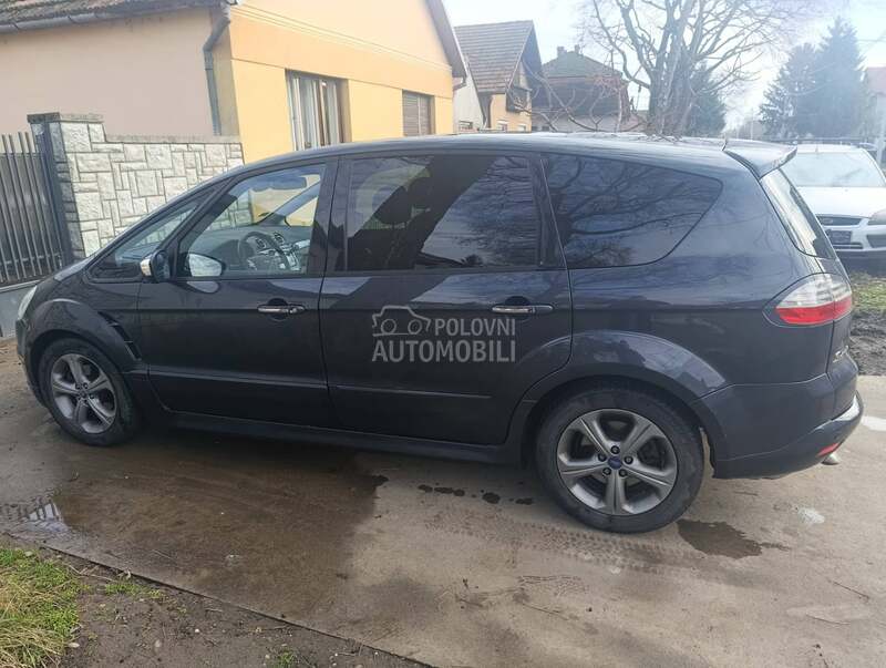 Ford S-Max 