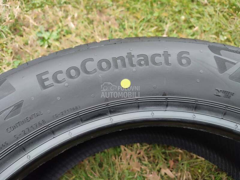 Continental 215/55 R17 Letnja