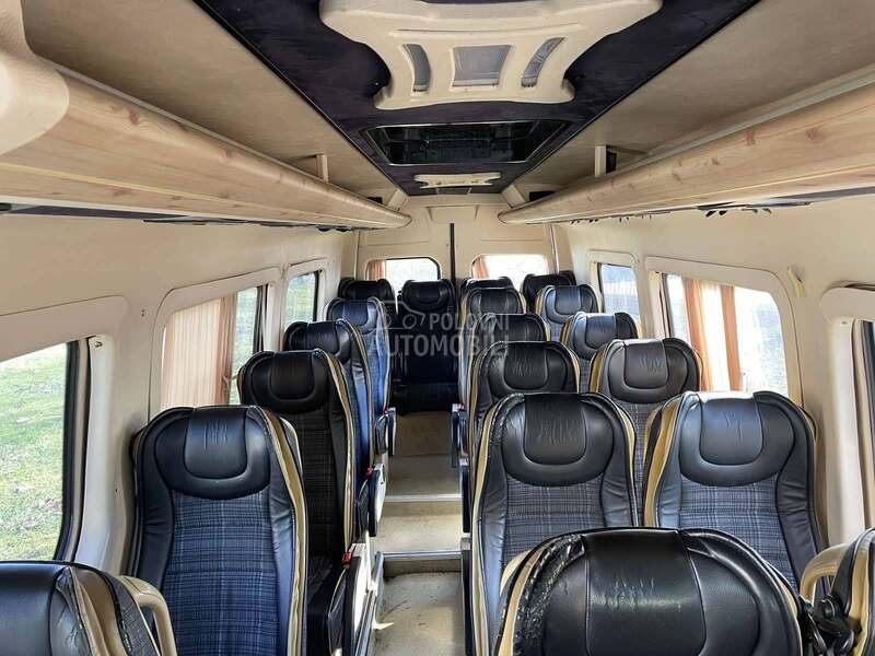 Mercedes Benz Sprinter