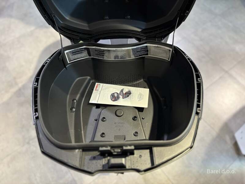 Yamaha XMAX 300 TOP CASE 34L