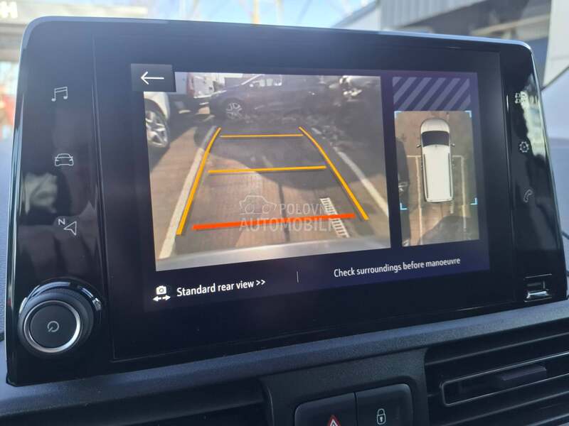 Opel Combo 1.5 L1 Elegance AT8