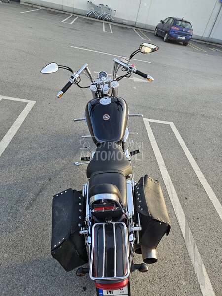 Suzuki Marauder VZ 800