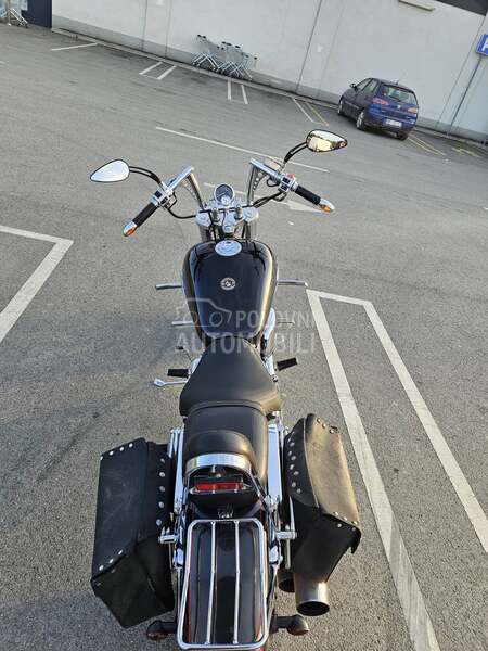 Suzuki Marauder VZ 800