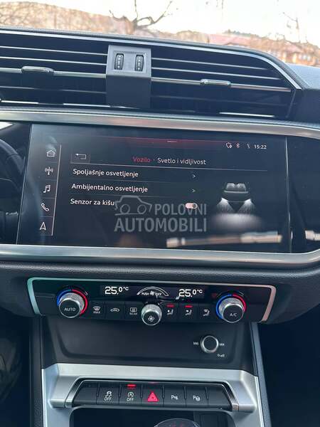 Audi Q3 panor matrix