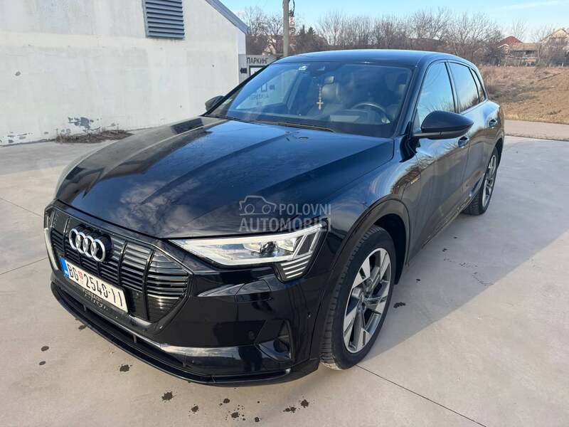 Audi e-tron 55 sline matrix