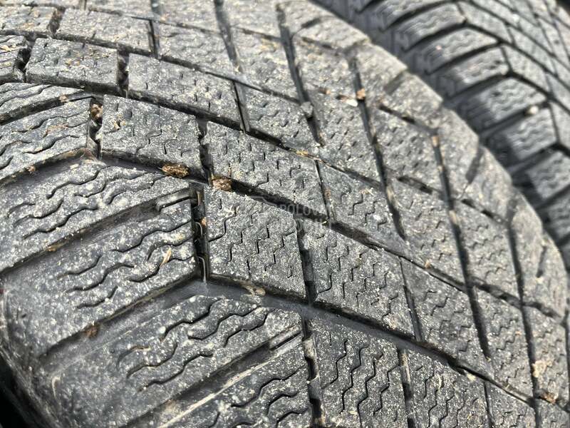 Continental 225/45 R17 Zimska